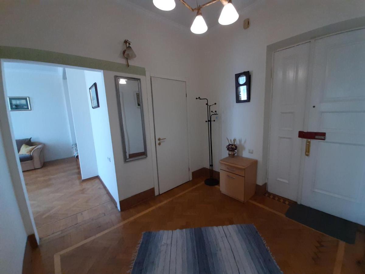 Apartment On Hretska 26/28 أوديسا المظهر الخارجي الصورة